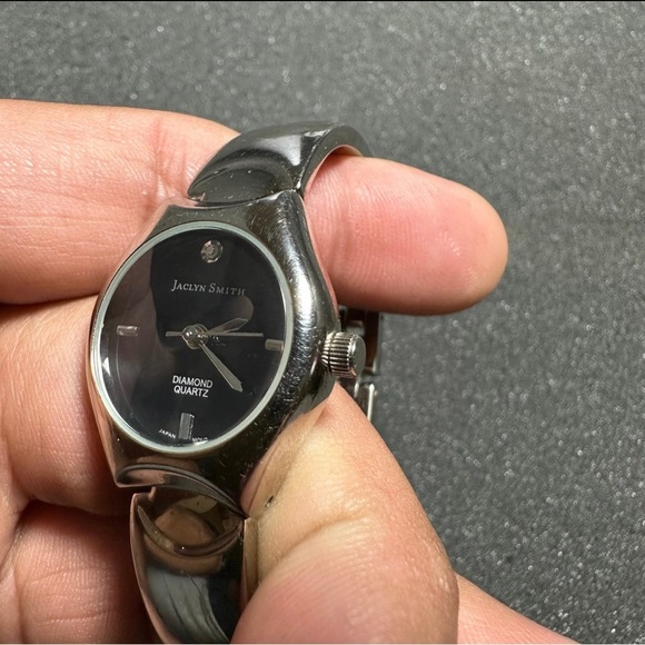 JACLYN SMITH Ladies Diamond Quartz Watch Silver Tone Black Dial Working - Picture 2 of 9